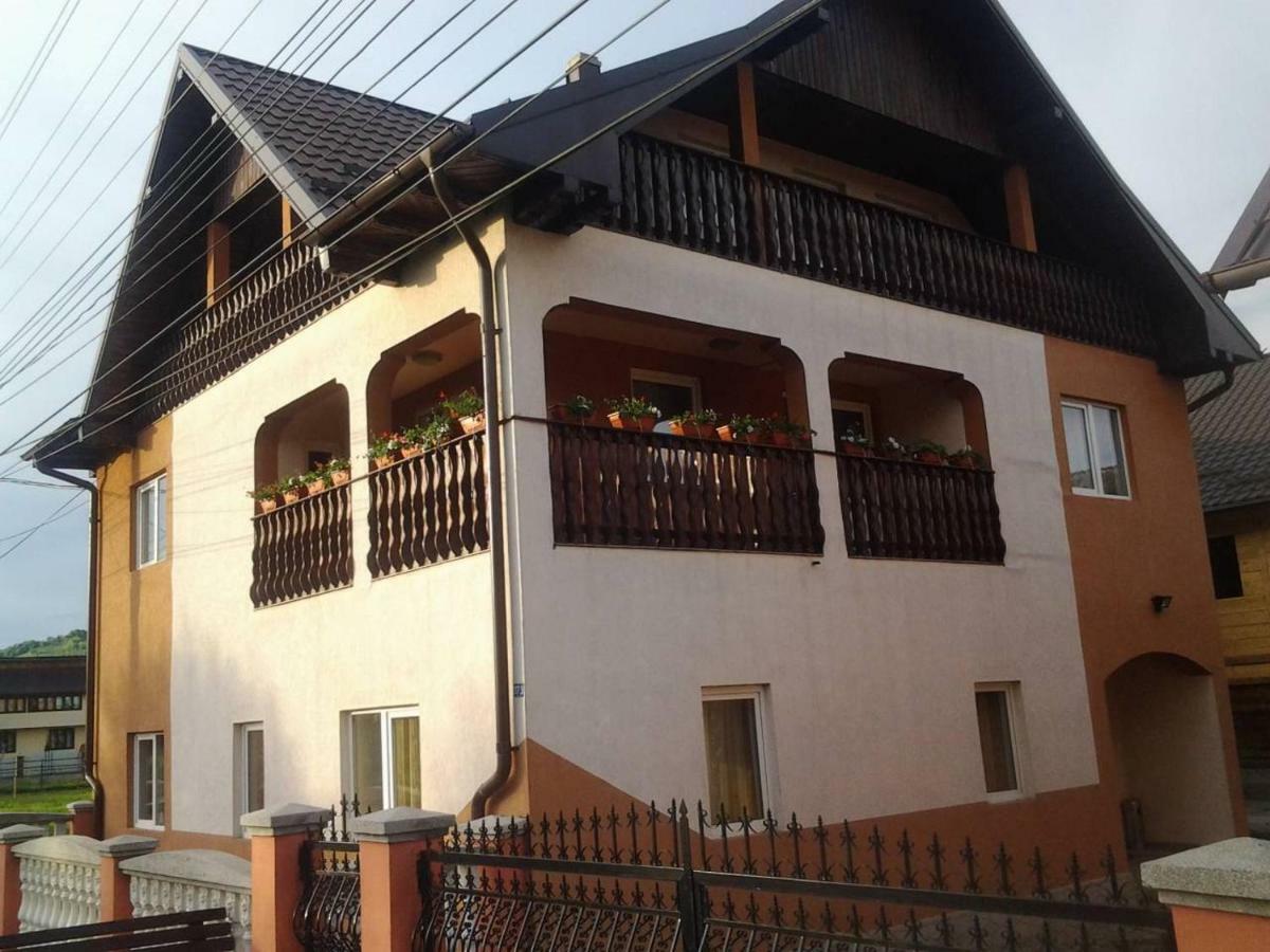 Hotel Casa Nicoleta Gura Humorului Esterno foto